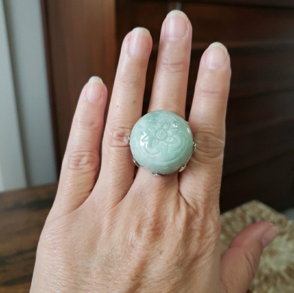 Jade Ring - Picture 2 of 7